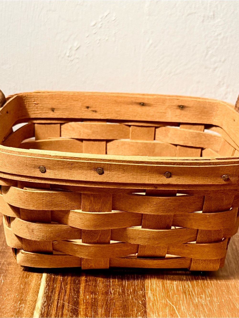Vintage Longaberger Small Market Basket | Handwoven Wood, Leather Handles - Picture 5 of 12